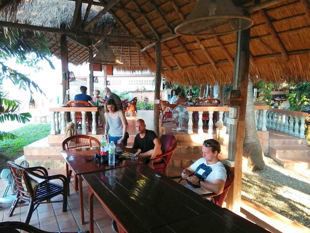 נונג קאי Mut Mee Garden Guest House מראה חיצוני תמונה