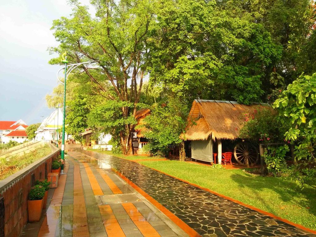 נונג קאי Mut Mee Garden Guest House מראה חיצוני תמונה